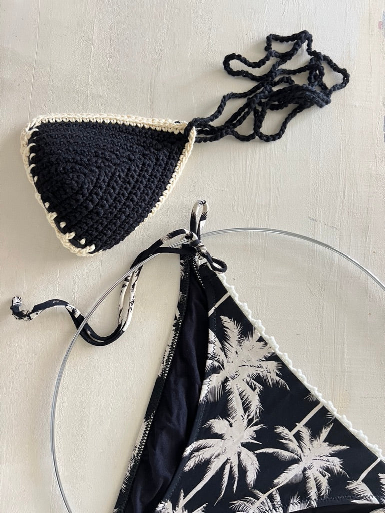 Bikini de ganchillo hecho a mano combinado con braguita de lycra de Maas Colors