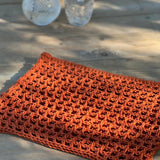 Mini falda de ganchillo de algodón orgánico hecha a mano en Barcelona de Maas Colors