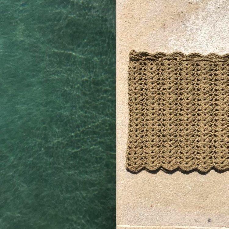 Mini falda de ganchillo de algodón orgánico hecha a mano en Barcelona de Maas Colors