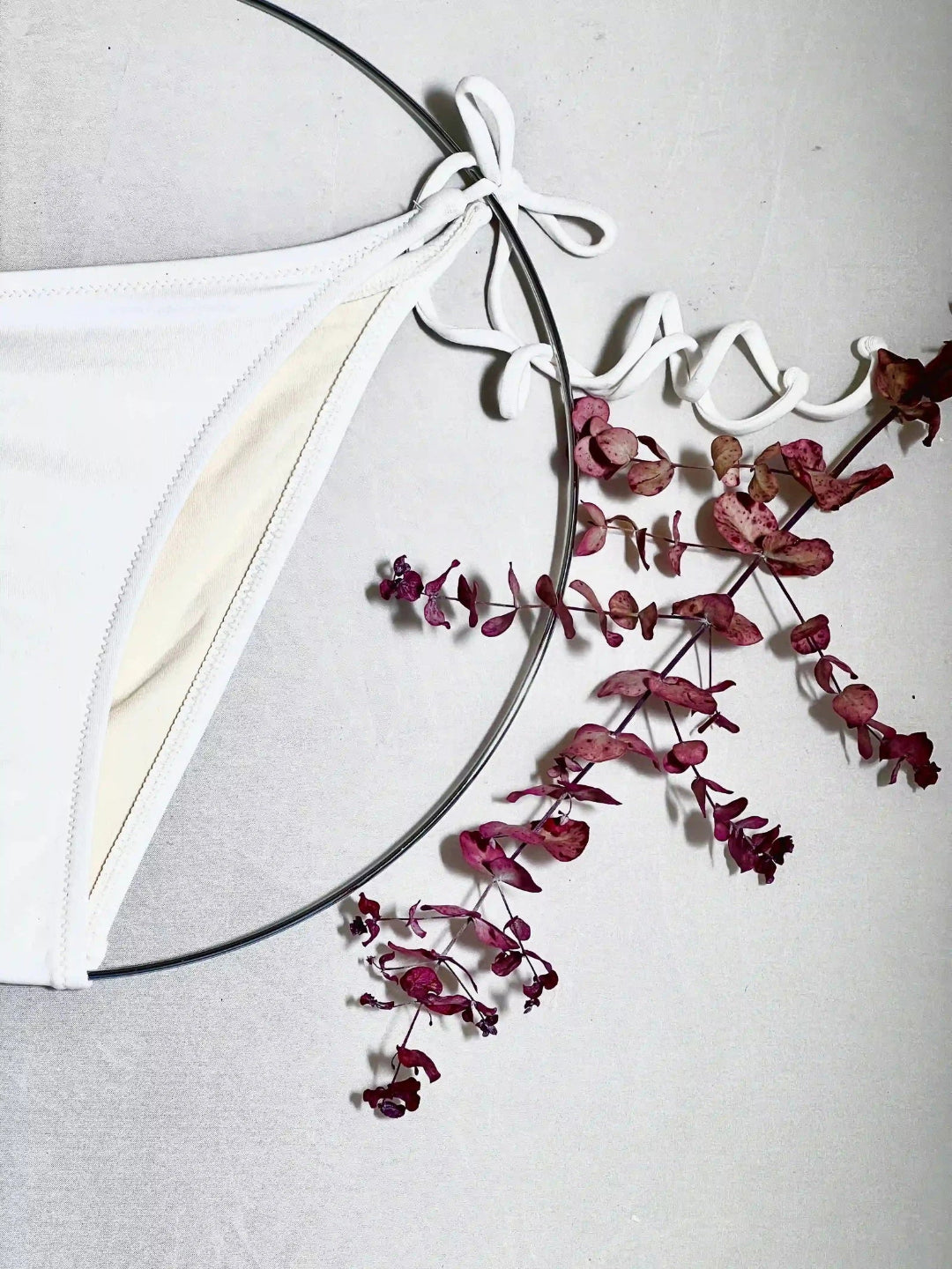 bikini de ganchillo hecho a mano con braguita de lycra de Maas Colors