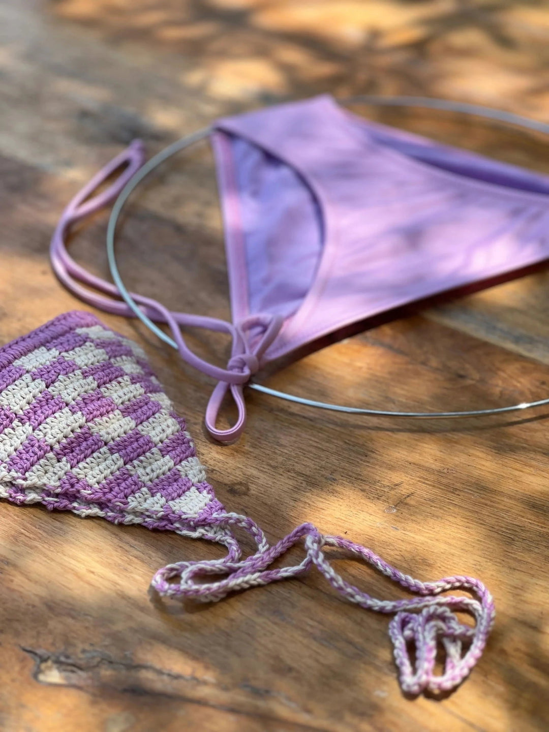 bikini de ganchillo hecho a mano con braguita de lycra de Maas Colors