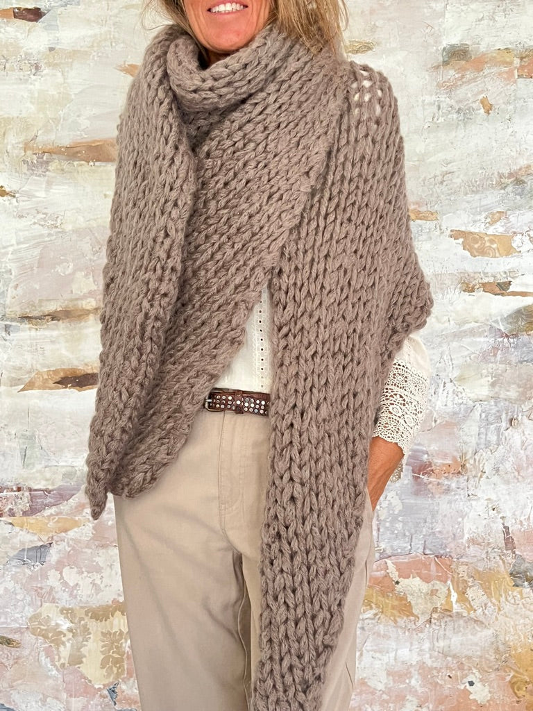 chales de mohair tejidos a mano en Barcelona de Maas Colors