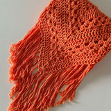 Chal de ganchillo color naranja de algodón orgánico tejido a mano en Barcelona de Maas Colors