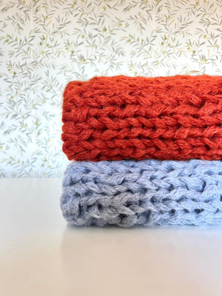 chales de mohair tejidos a mano en Barcelona de Maas Colors