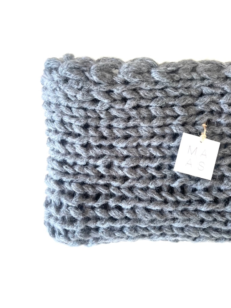 chales de mohair tejidos a mano en Barcelona de Maas Colors