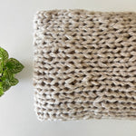 chales de mohair tejidos a mano en Barcelona de Maas Colors