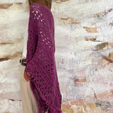 Chal de crochet de color buganvilla de lana vegana tejido a mano en Barcelona de Maas Colors 