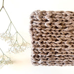 chales de mohair tejidos a mano en Barcelona de Maas Colors