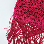 Chal de crochet color nude  de algodón orgánico tejido a mano en Barcelona de Maas Colors detalle 
