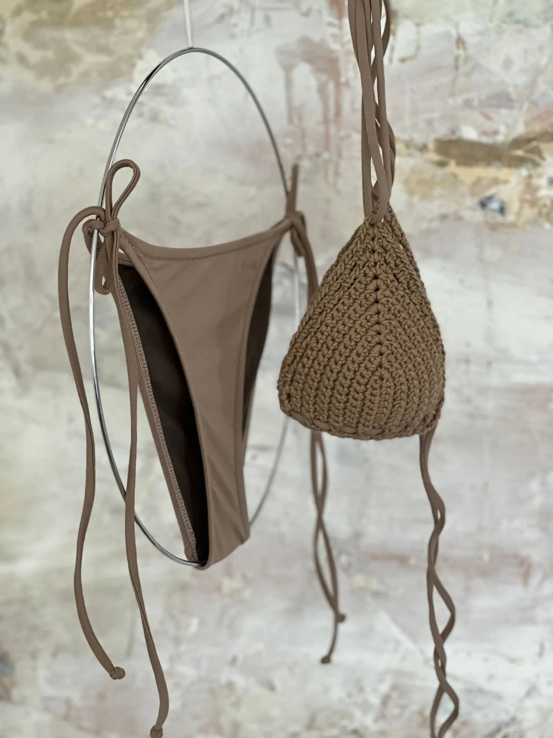 bikini de ganchillo hecho a mano con braguita de lycra de Maas Colors