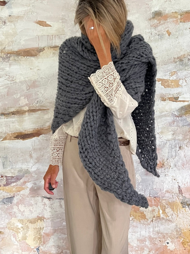 chales de mohair tejidos a mano en Barcelona de Maas Colors