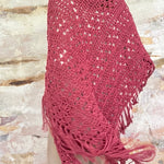 Chal de crochet color malva de lana vegana tejido a mano en Barcelona de Maas Colors 