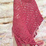 Chal de crochet color malva de lana vegana tejido a mano en Barcelona de Maas Colors 