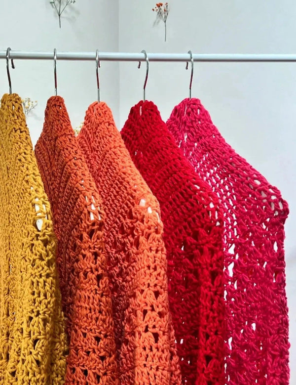 Chal artesanal de algodón orgánico color rojo  - Maas colors - Comparativo colores  