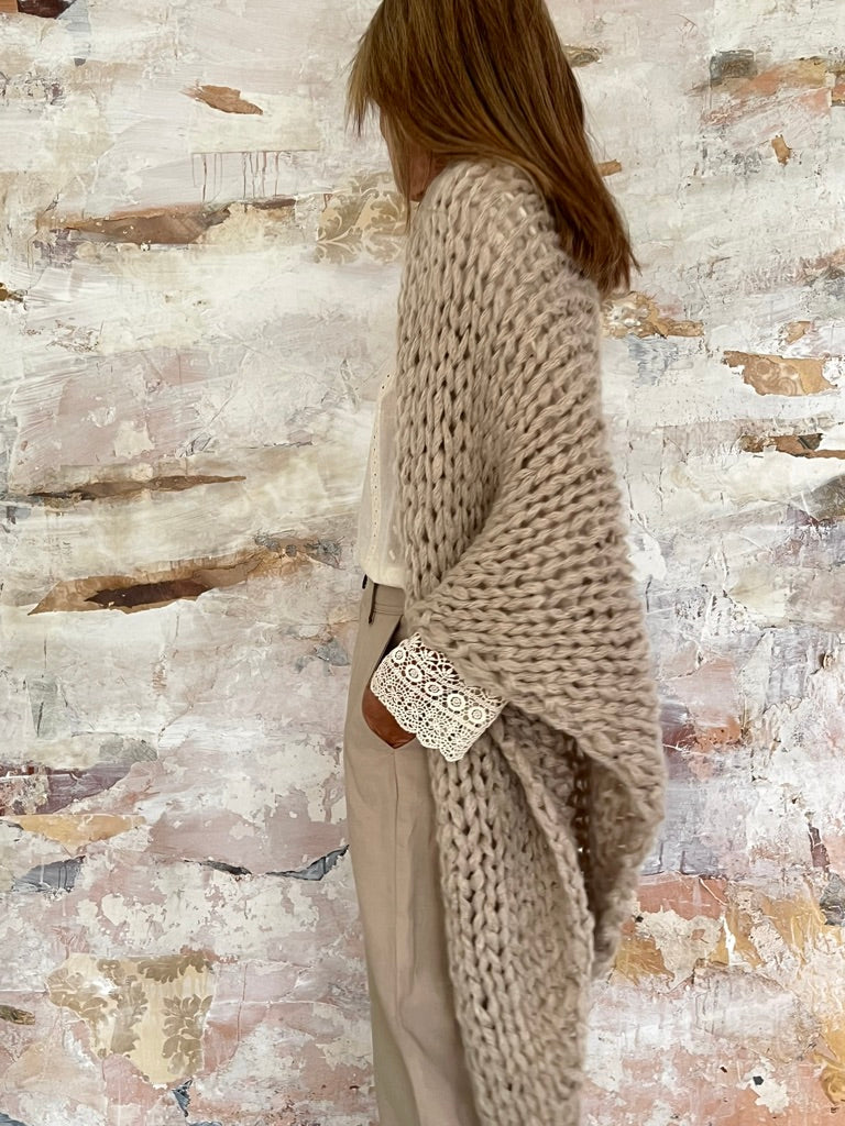chales de mohair tejidos a mano en Barcelona de Maas Colors