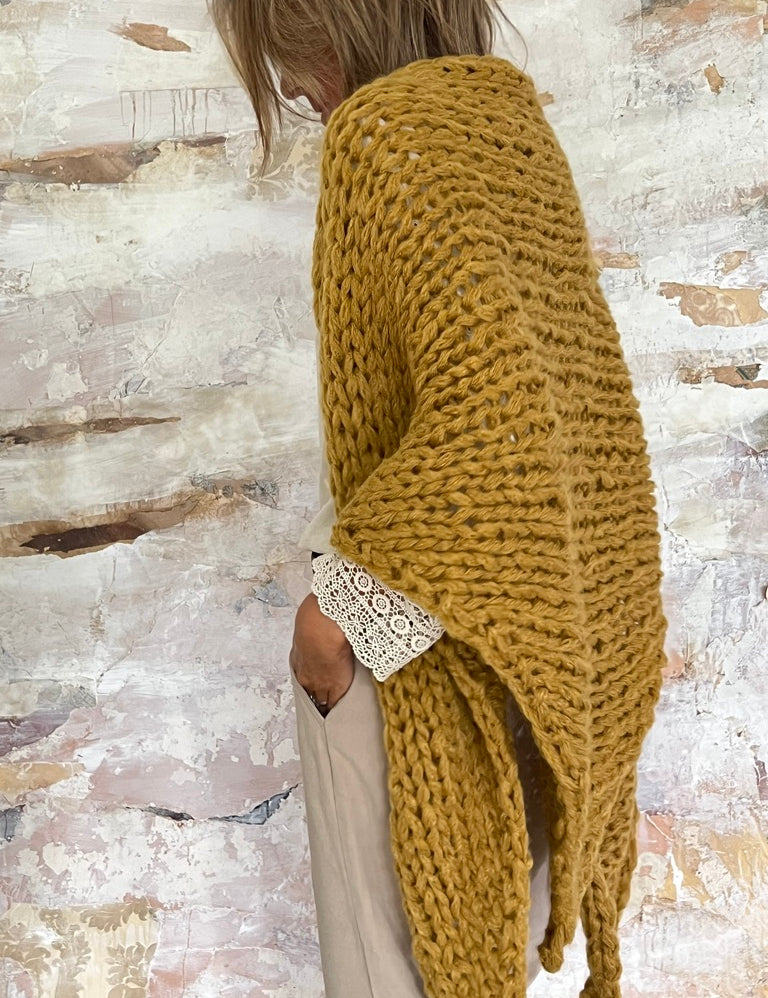 chales de mohair tejidos a mano en Barcelona de Maas Colors