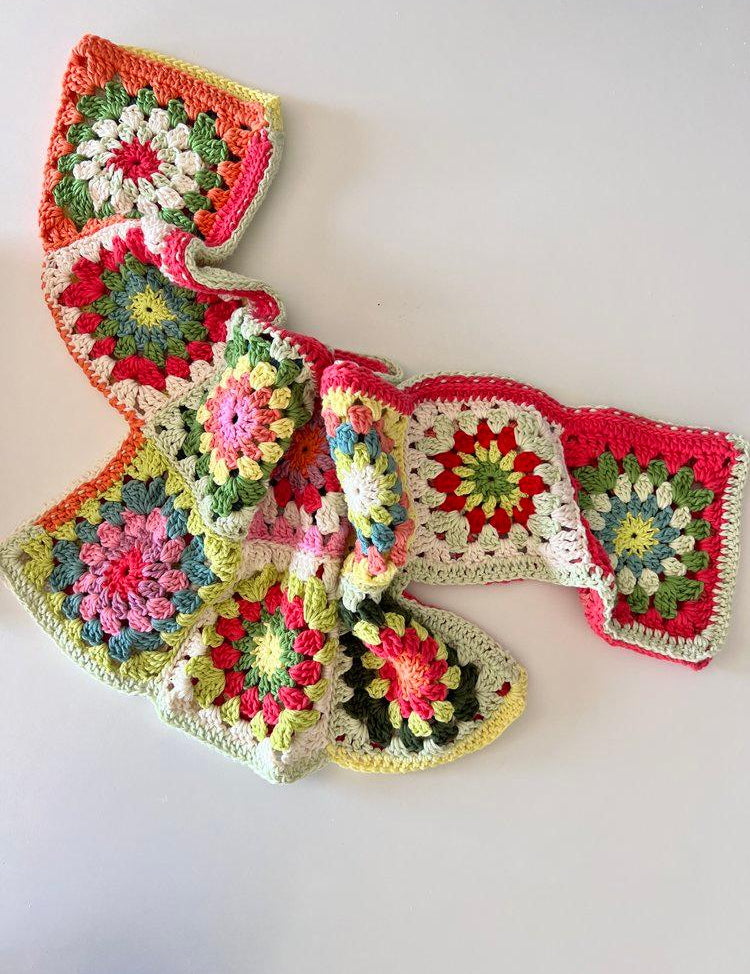 Top multicolor de ganchillo de algodón orgánico tejido a mano en Barcelona d Maas Colors